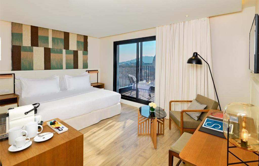 dal travel Hotel H10 Cubik