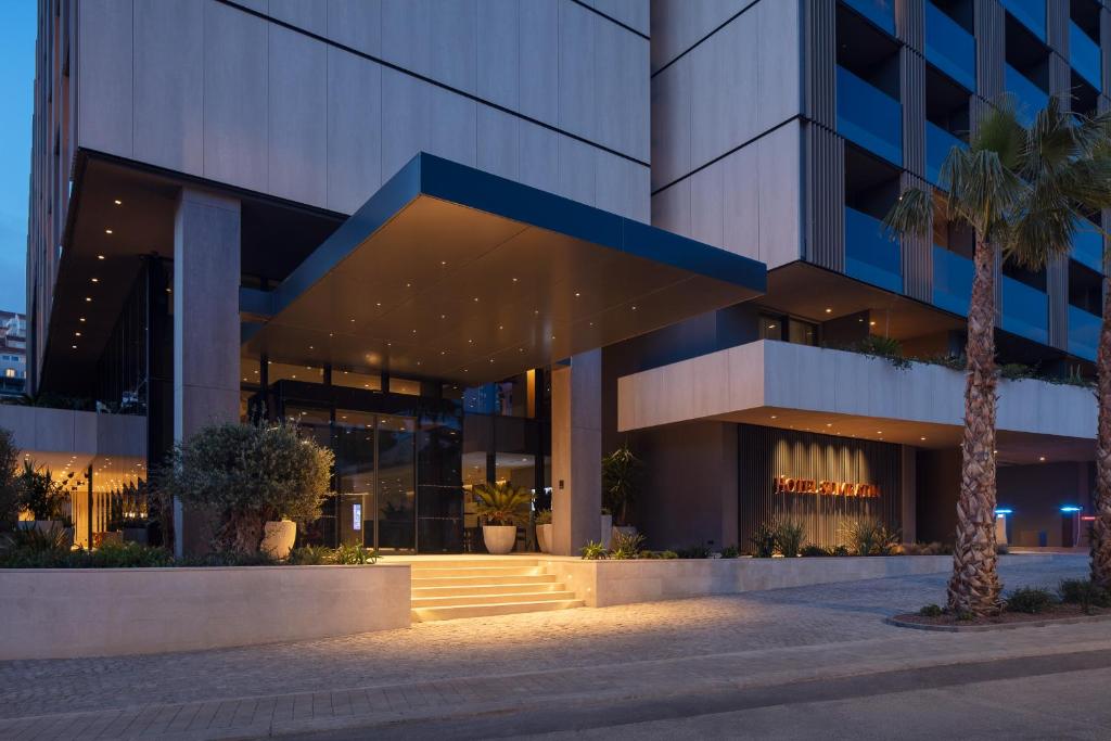 dal travel Hotel Sumratin