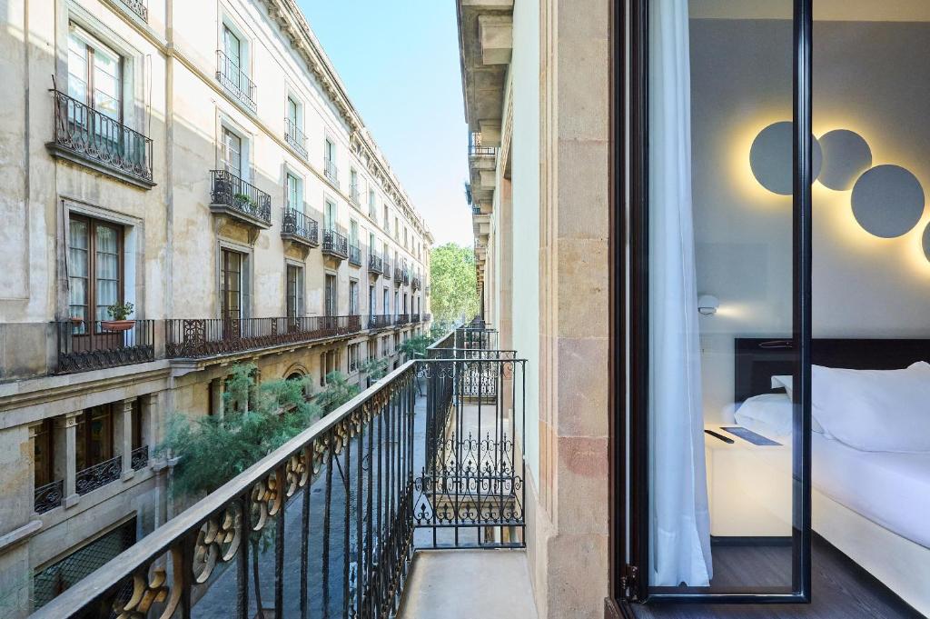 dal travel Hotel H10 Port Vell