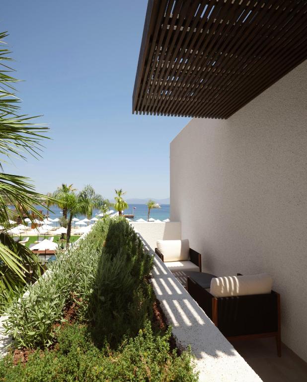 Hotel Caja by Maxx Royal