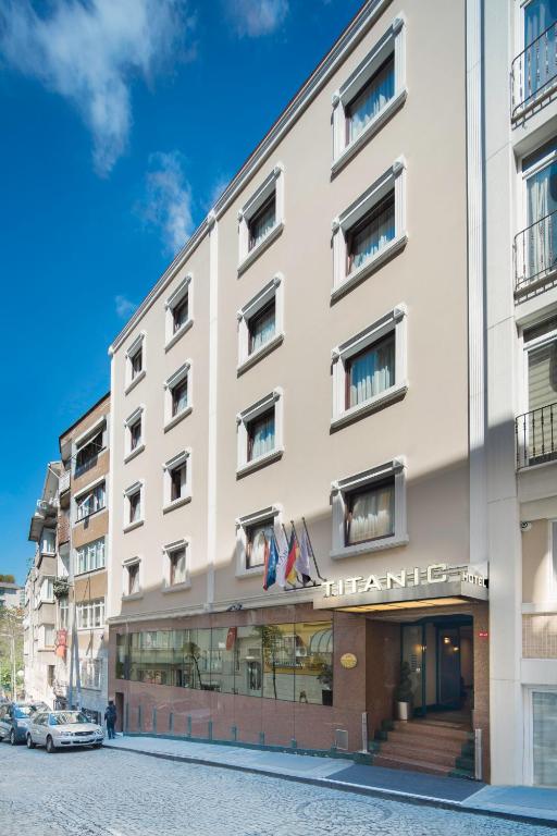 dal travel Hotel Titanic Comfort Sisli