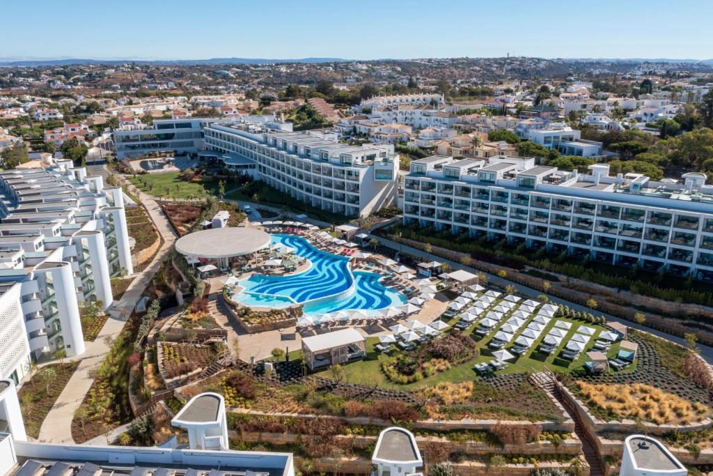 dal travel W Algarve Residences Resort