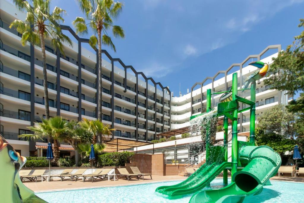 dal travel Golden Avenida Family Suites