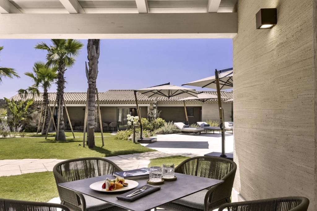 dal travel 7Pines Resort Sardinia - A Destination By Hyatt