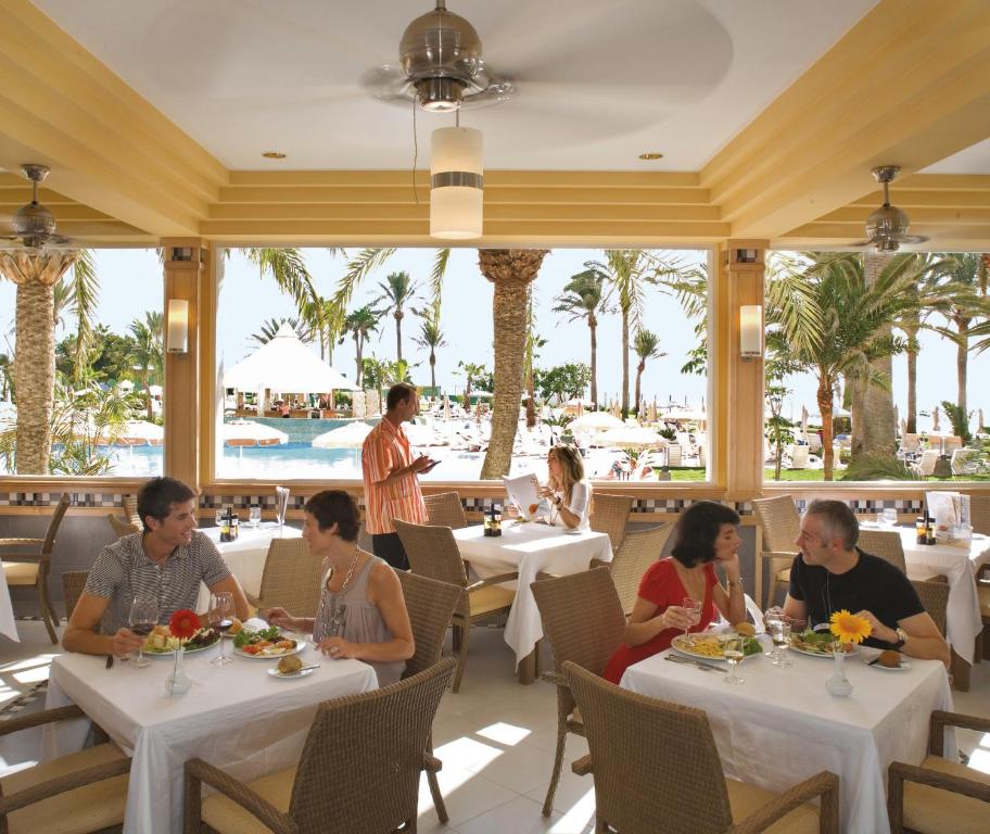 dal travel Hotel Riu Palace Tres Islas