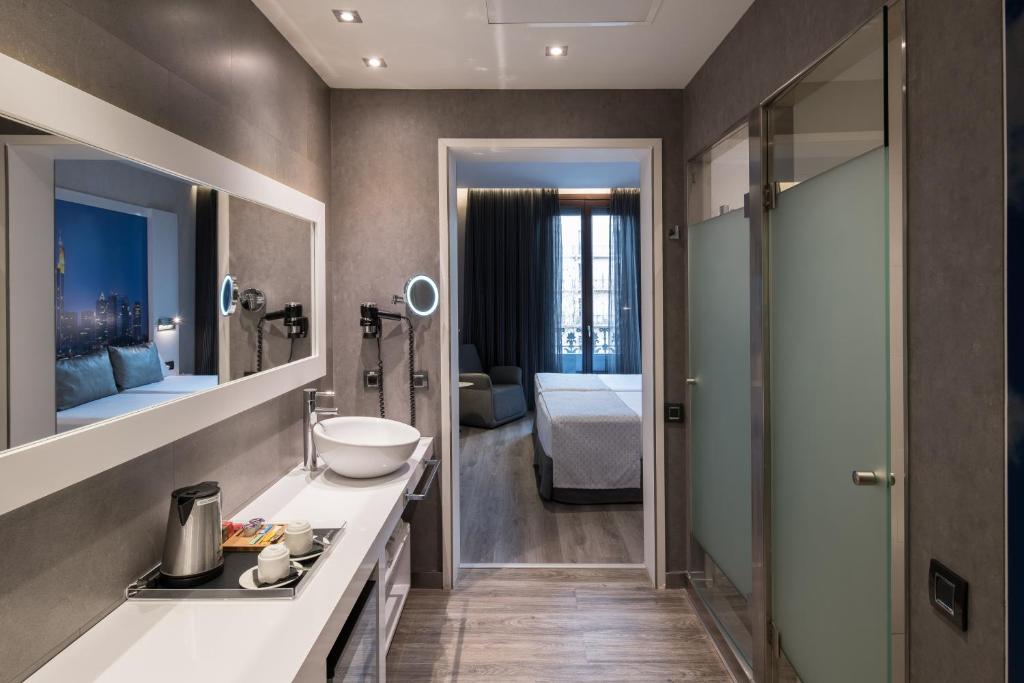dal travel Hotel Catalonia Gran Via BCN