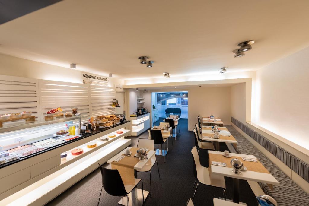 dal travel Hotel Atenea Rekord Suites
