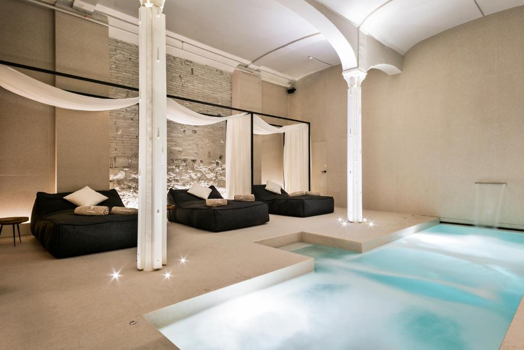 dal travel Yurbban Passage Hotel & Spa