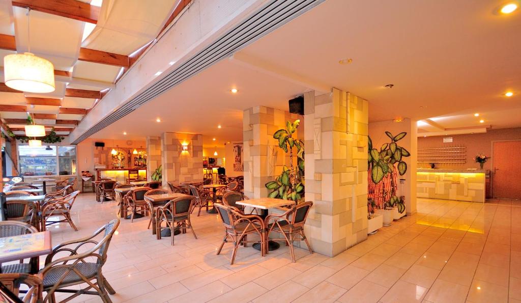 dal travel Hotel Carina