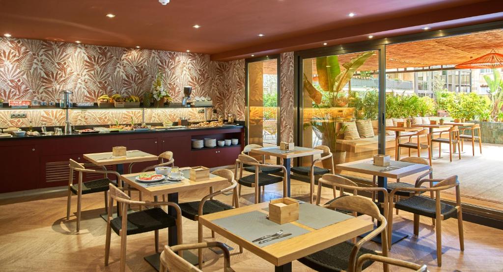 dal travel Hotel The Moods Oasis