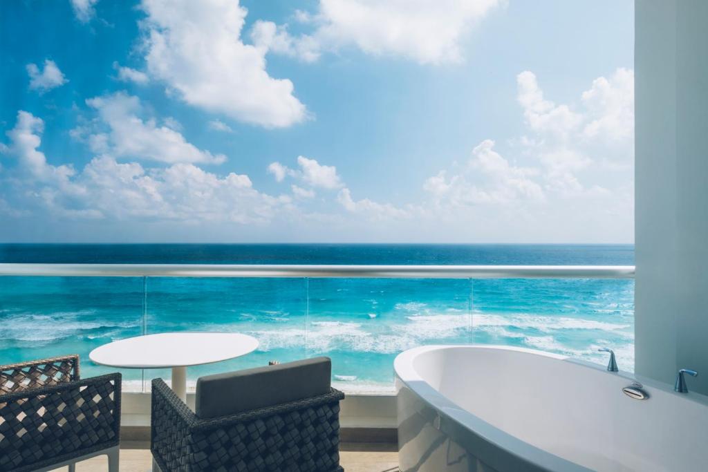 dal travel Hotel Iberostar Selection Coral Cancun - Adults Only Resort