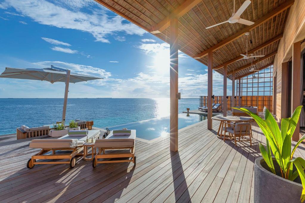 Kudadoo Maldives Private Island Resort, Malé — 8