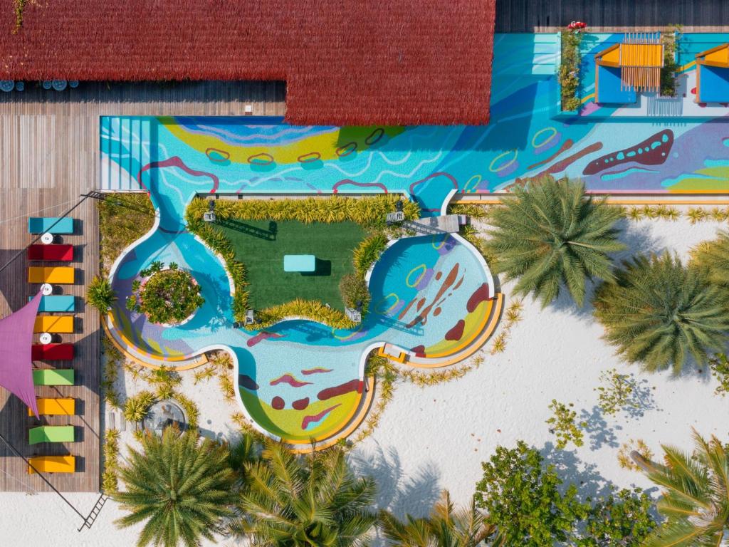 dal travel Oaga Art Resort