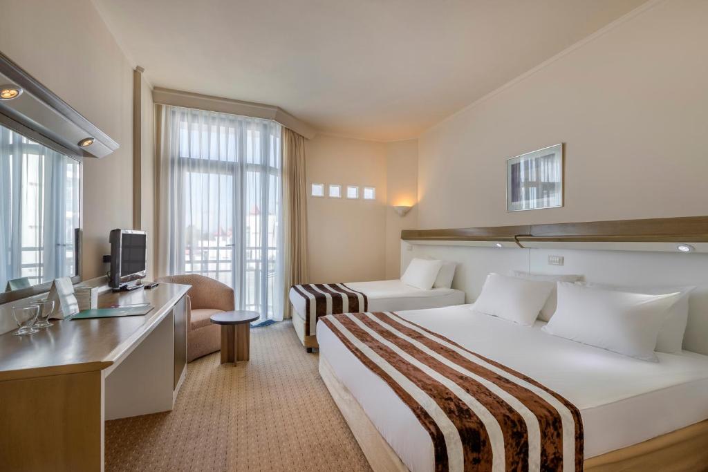 dal travel Hotel Green Max