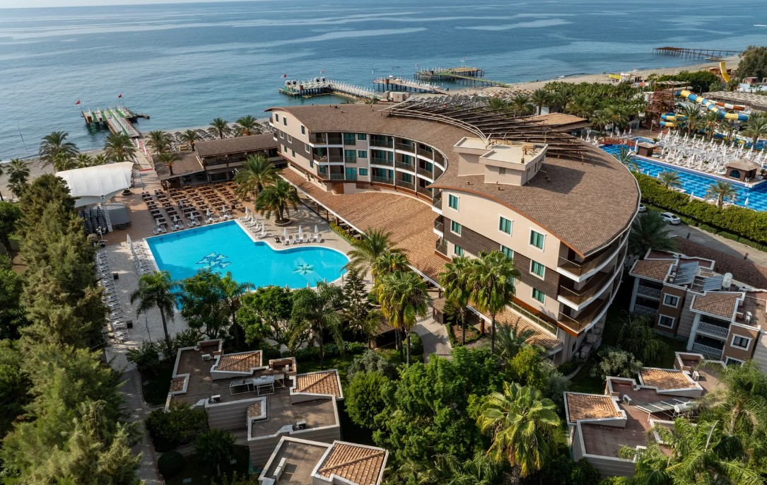 Hotel Quattro Family Club Dem