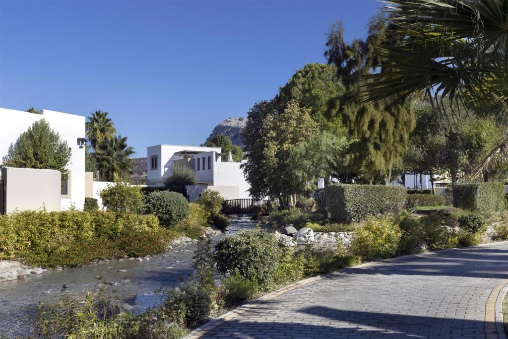 dal travel Aulus Lindos Rhodes, Curio Collection by Hilton