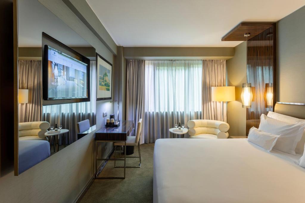 dal travel Hotel Altis Grand