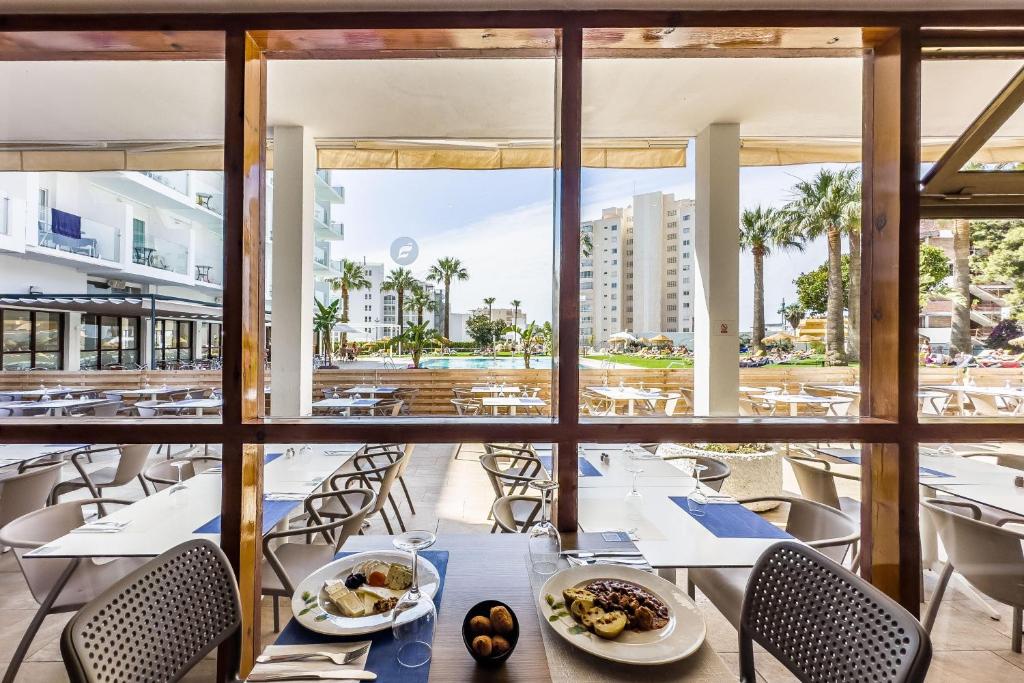 dal travel Hotel San Fermin by Dorobe