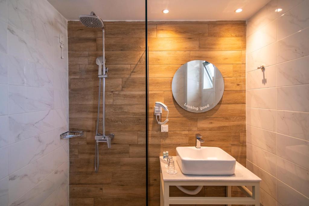 dal travel Lambi Resort