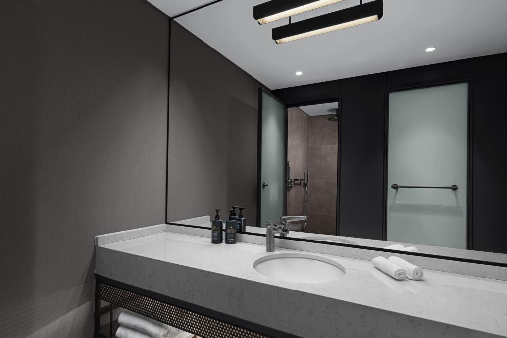 dal travel Hotel Aloft by Marriott Istanbul Karakoy