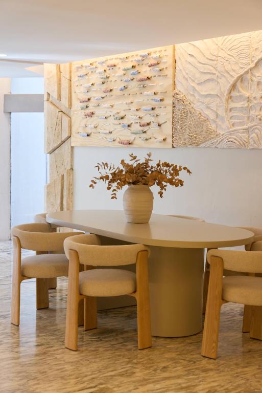 dal travel Suites Roc Portonova