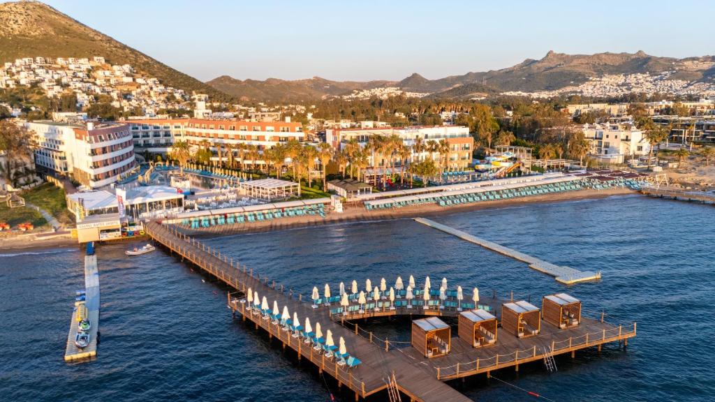 Charter Bodrum - Azure By Yelken Bodrum Hotel, cu plecare din Bucuresti