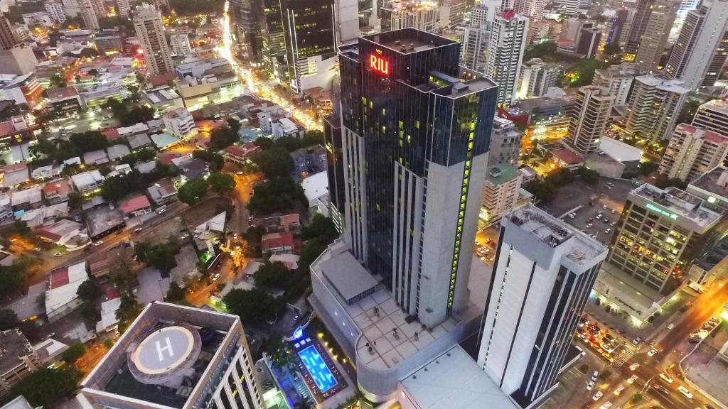 dal travel Hotel Riu Plaza Panama