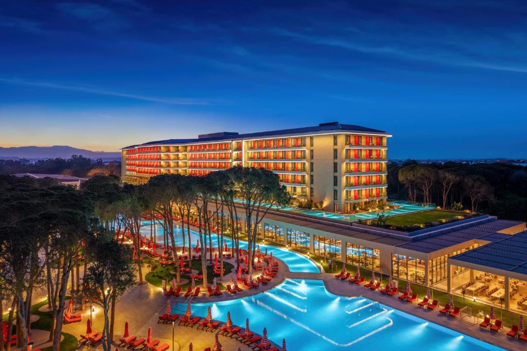 dal travel Trendy Perge Resort & Suites