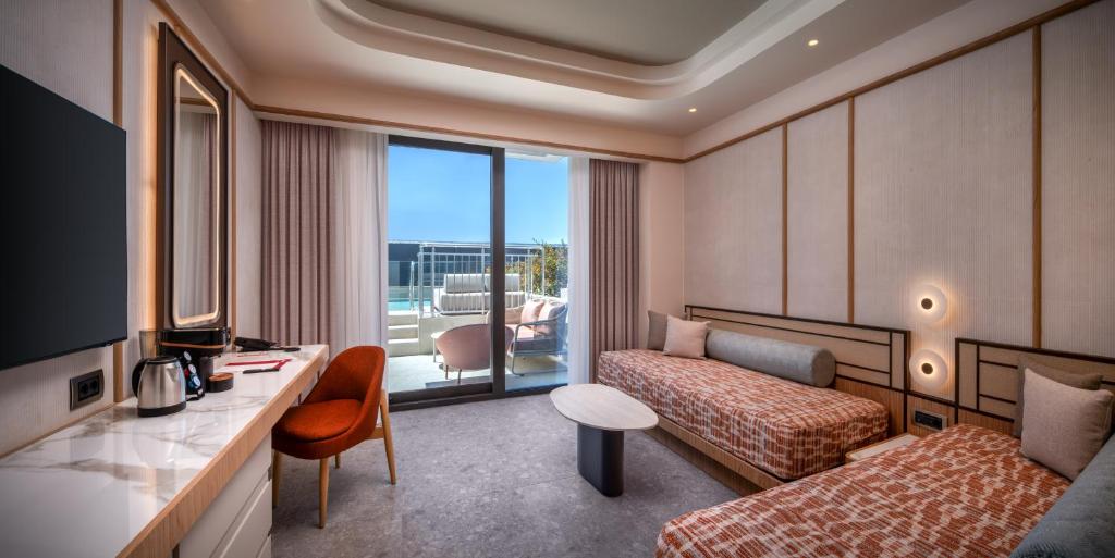 dal travel Trendy Perge Resort & Suites
