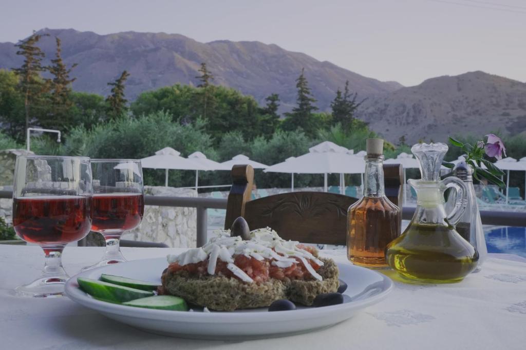 dal travel Vardis Olive Garden