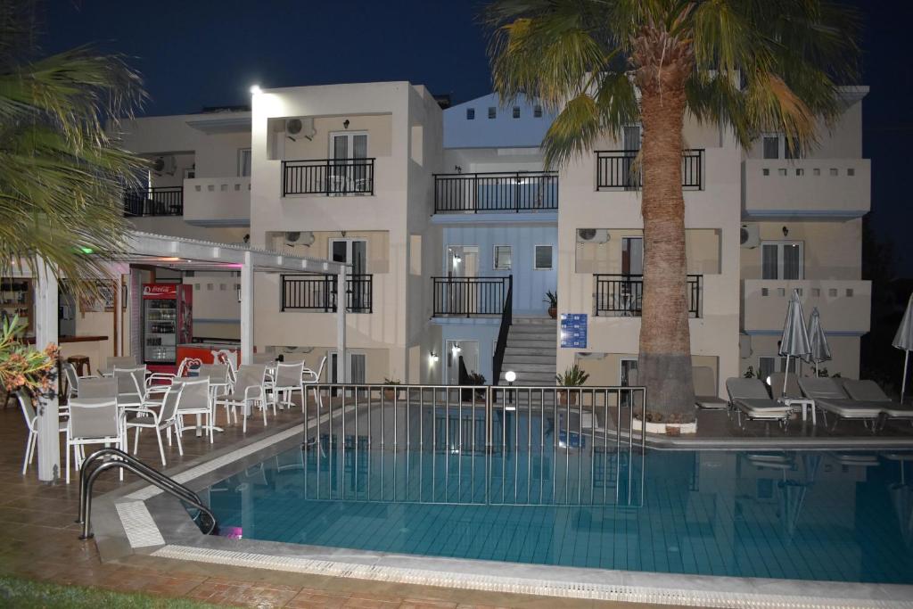 dal travel Sunshine Studios and Apartments