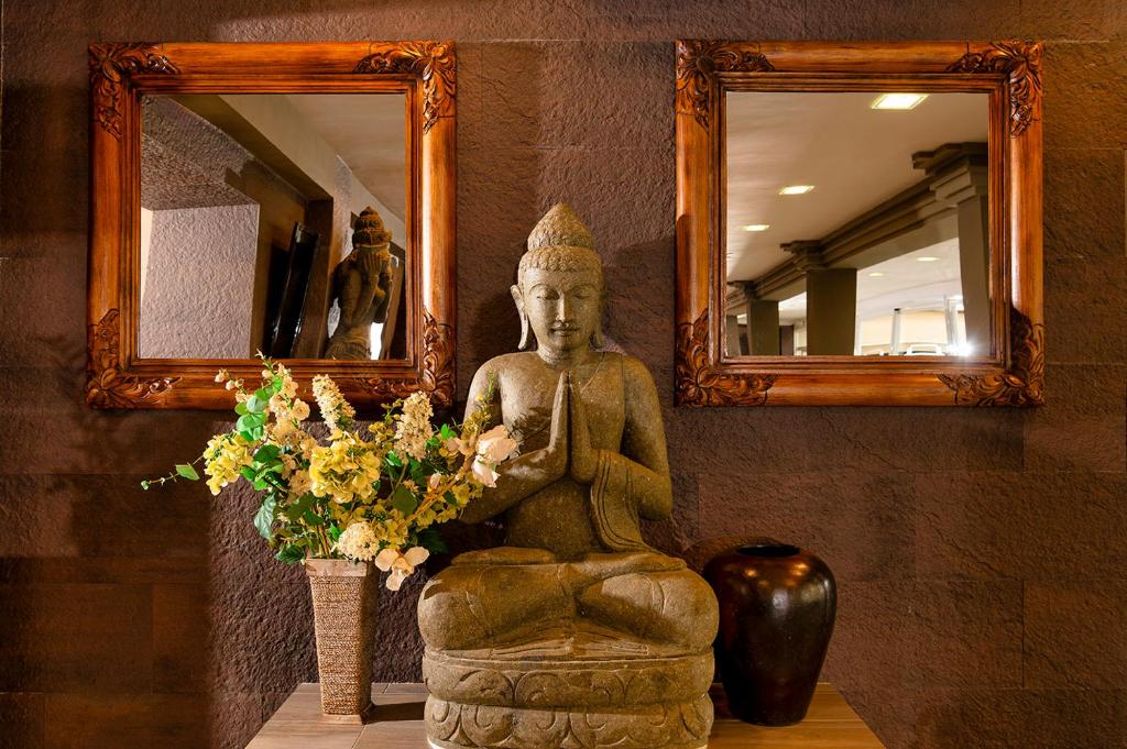 dal travel Hotel La Palmera & Spa