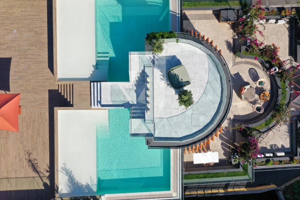 dal travel Hotel Three House