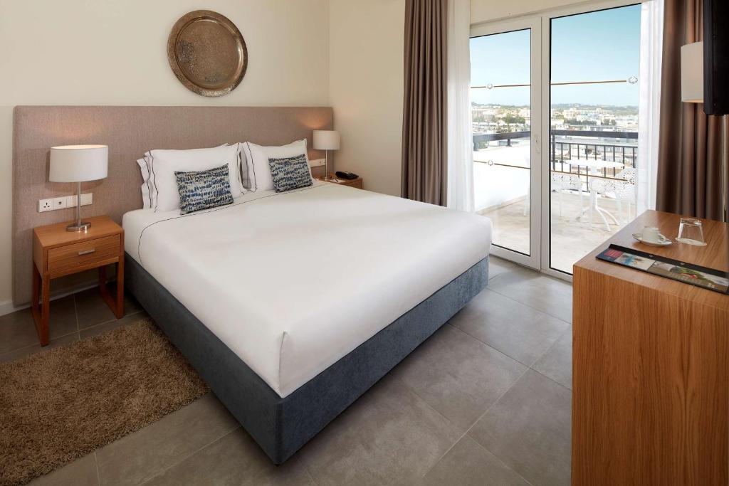 dal travel NH Lagos Algarve Resort