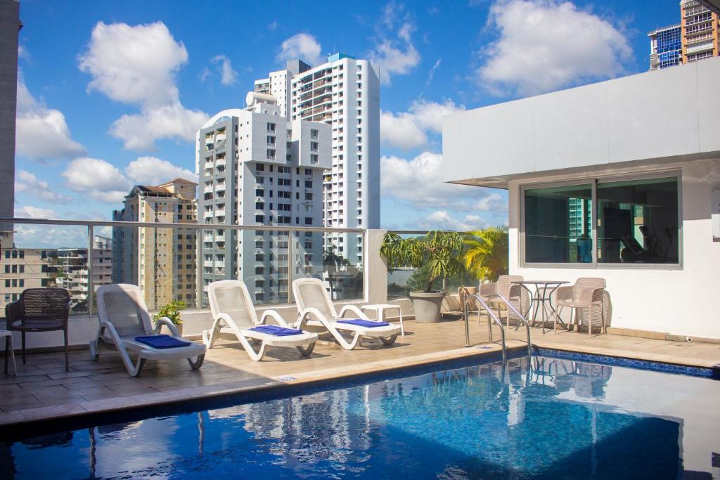 Ramada by Wyndham Panama Via Argentina