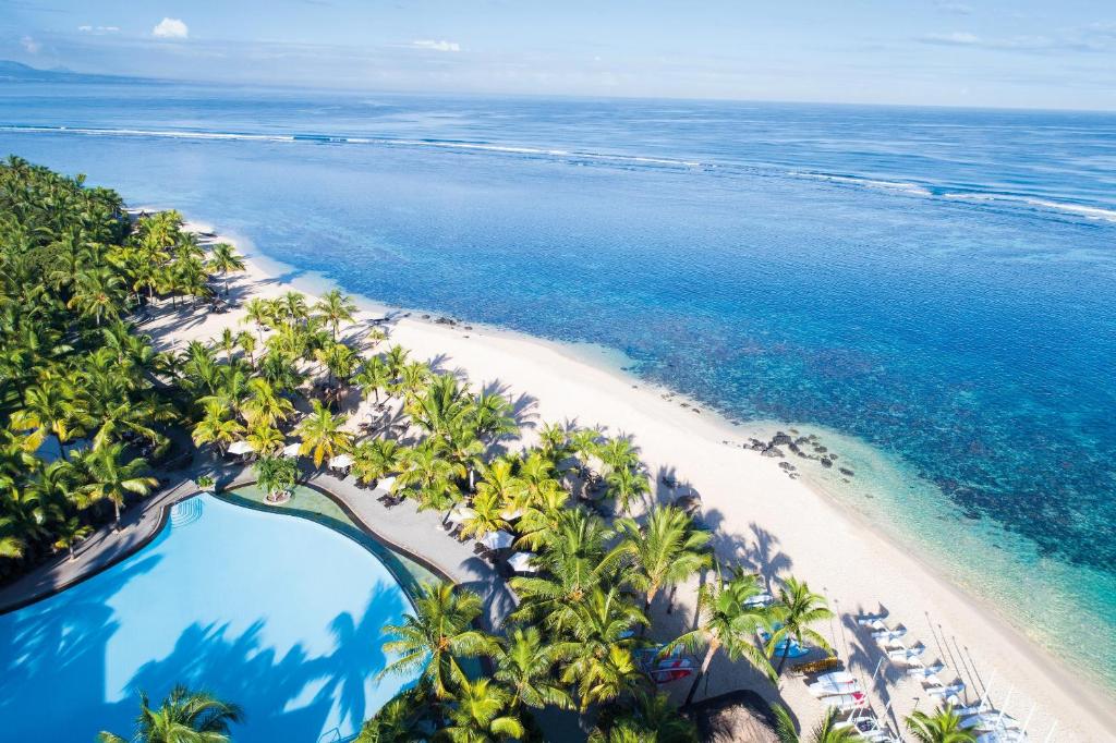 Victoria Beachcomber Resort