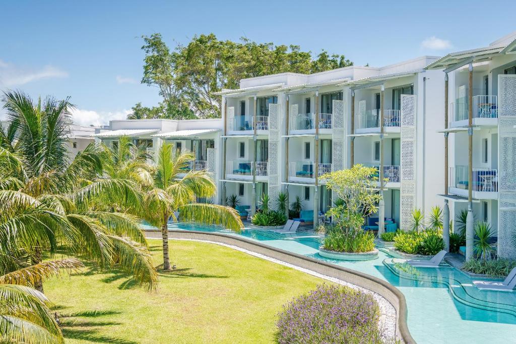 dal travel Victoria Beachcomber Resort
