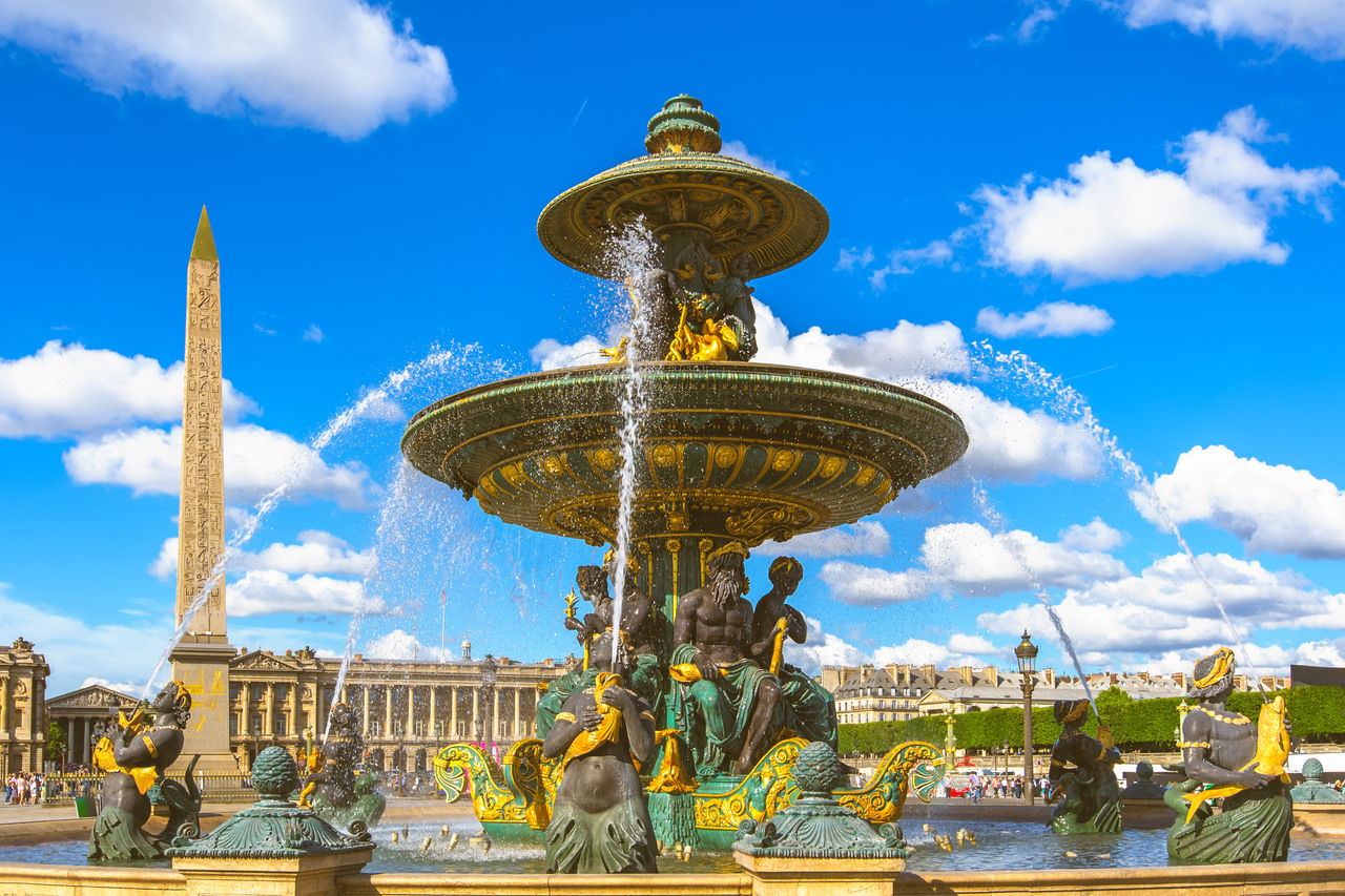 Circuit Paris si Disneyland — Magia parcurilor pentru toată familia