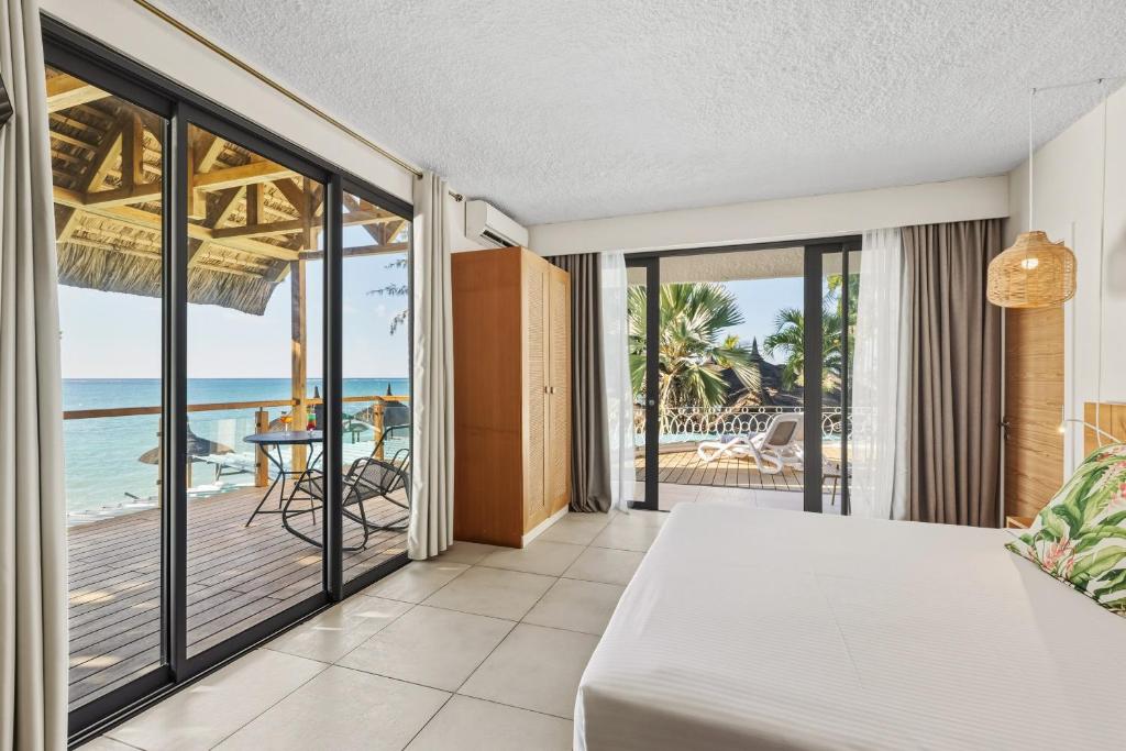 dal travel Coral Azur Beach Resort