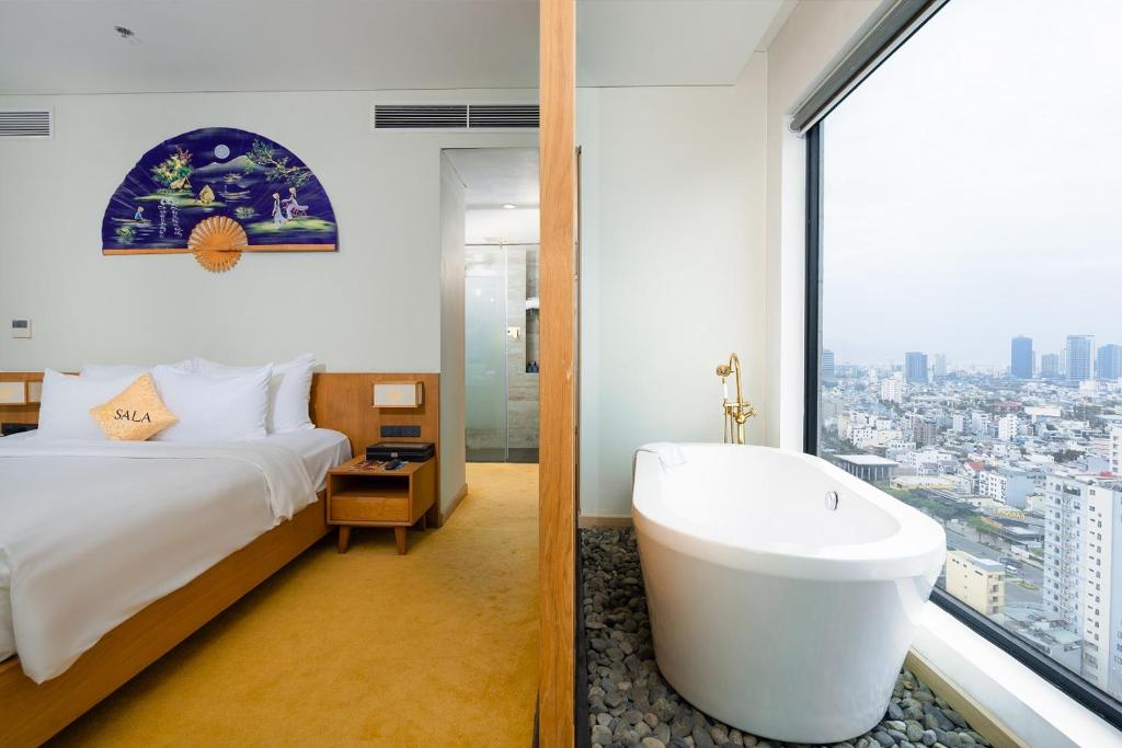 dal travel Hotel Sala Danang Beach