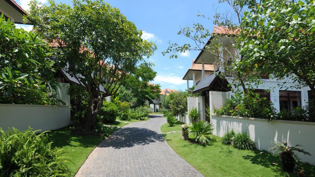 dal travel Furama Villas Danang Resort