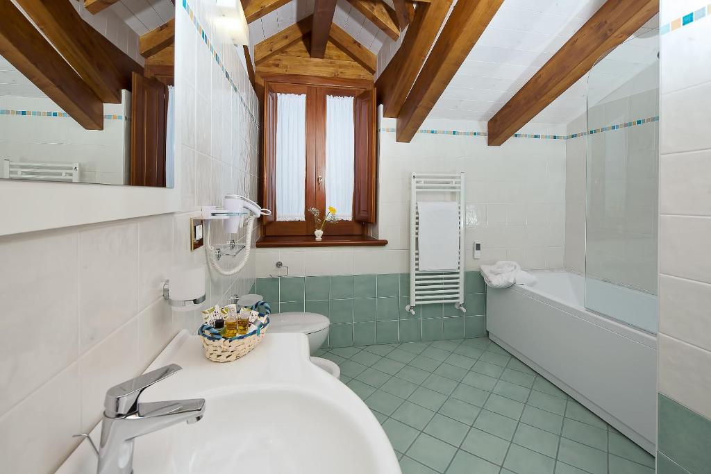 dal travel Villa Maria