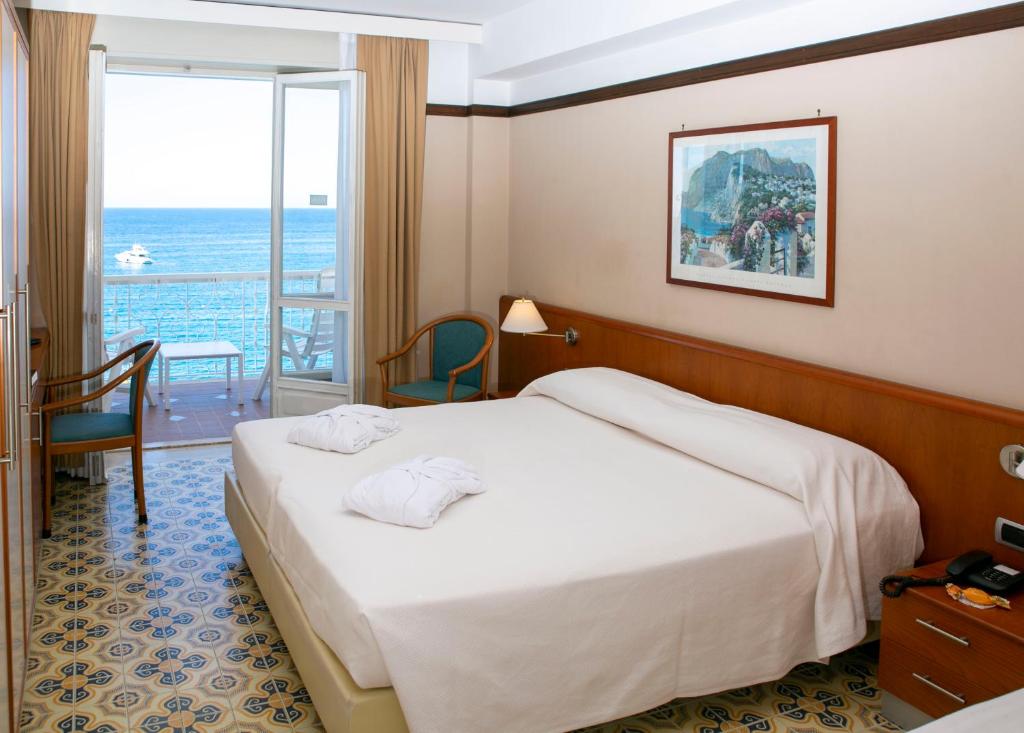 dal travel Hotel Pietra di Luna