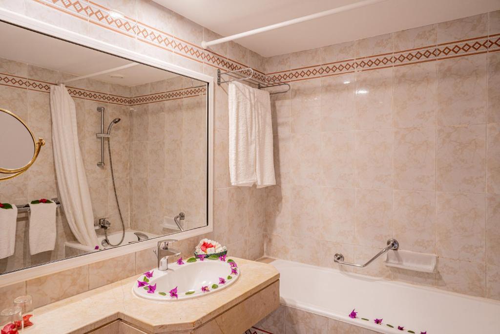 dal travel Hotel Sol Azur