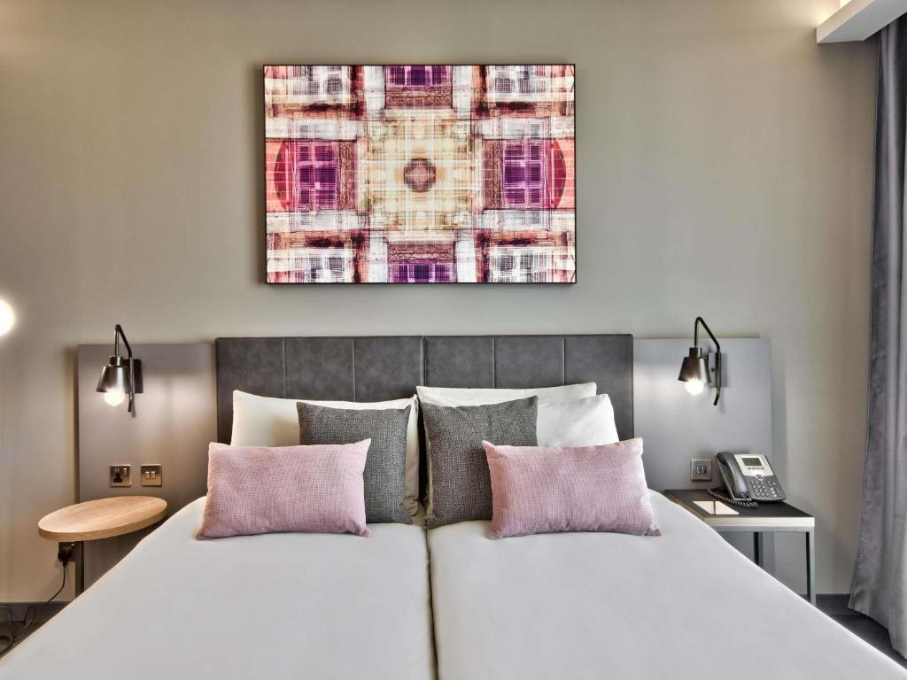 dal travel Hotel Number 11 St Julian's Malta - Handwritten Collection