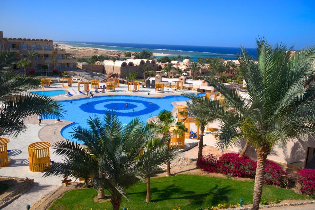 dal travel Utopia Beach Club Resort