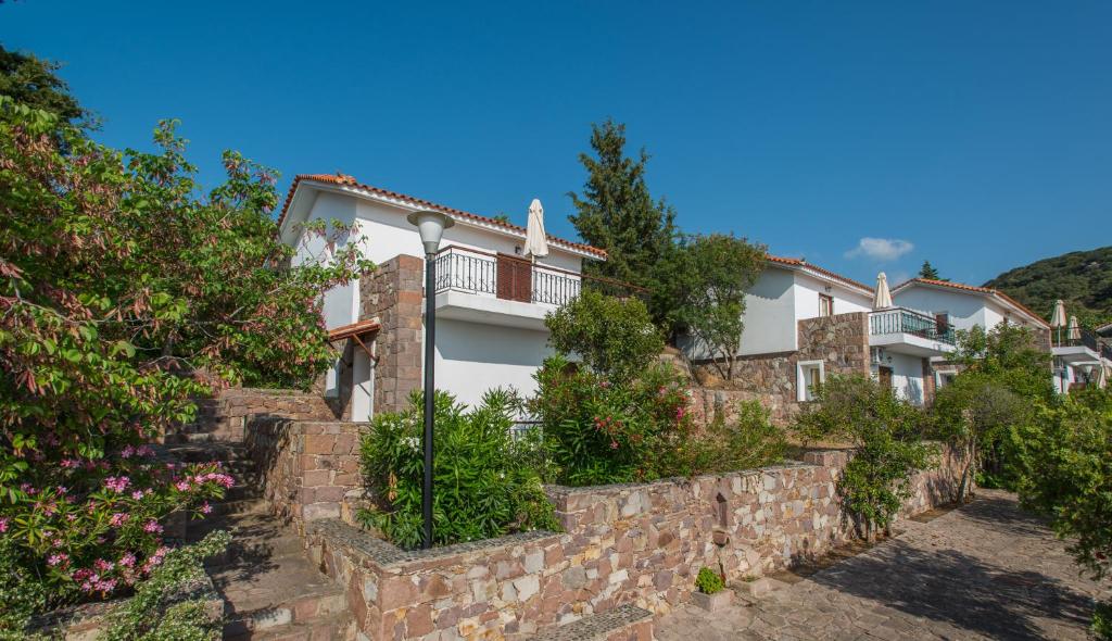 dal travel Hotel & Bungalows Delfinia