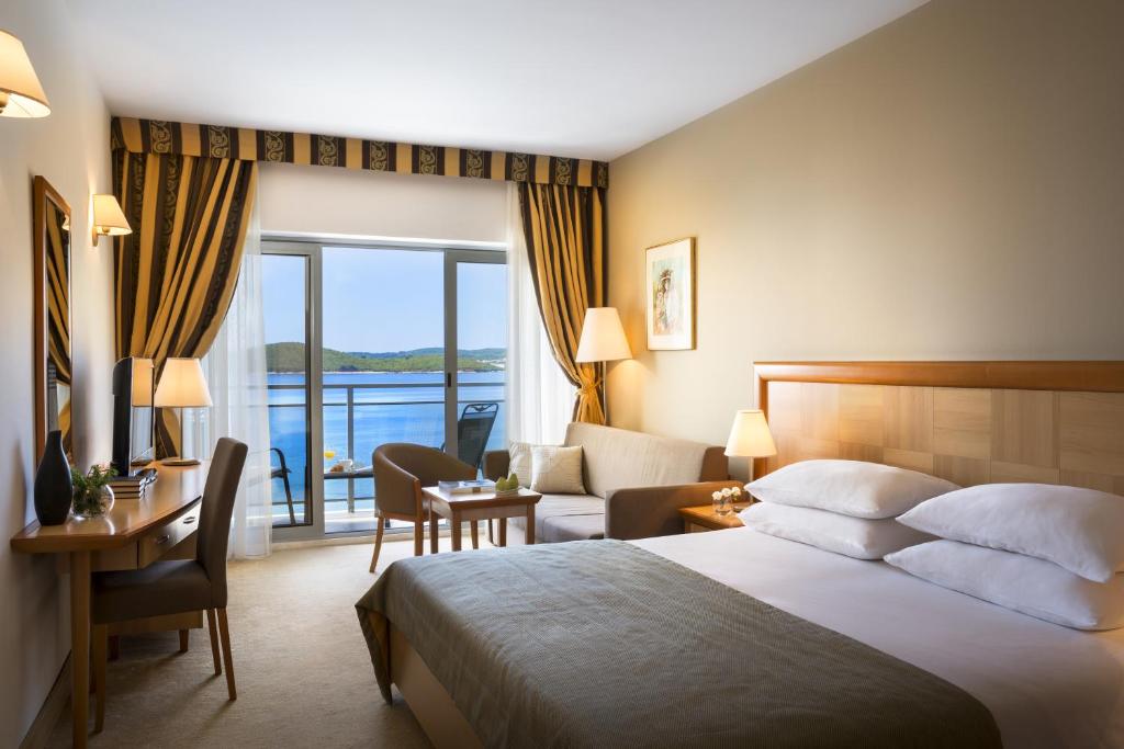 dal travel Hotel Aminess Vival Grand Azur