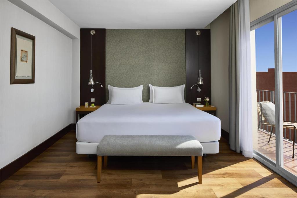 dal travel Hotel Nh Barcelona Stadium