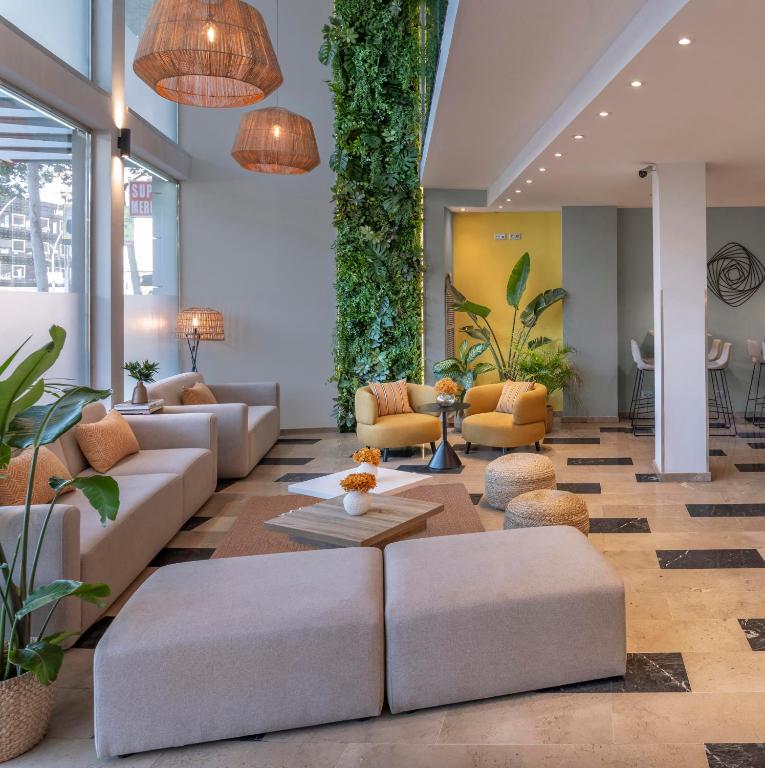 dal travel Hotel SERHS Del Port